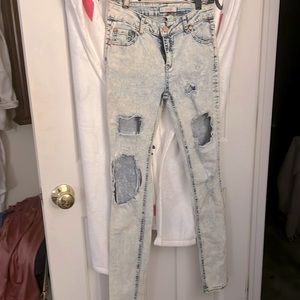 Brand new Cute Frosted Distressed Fitted Jeans